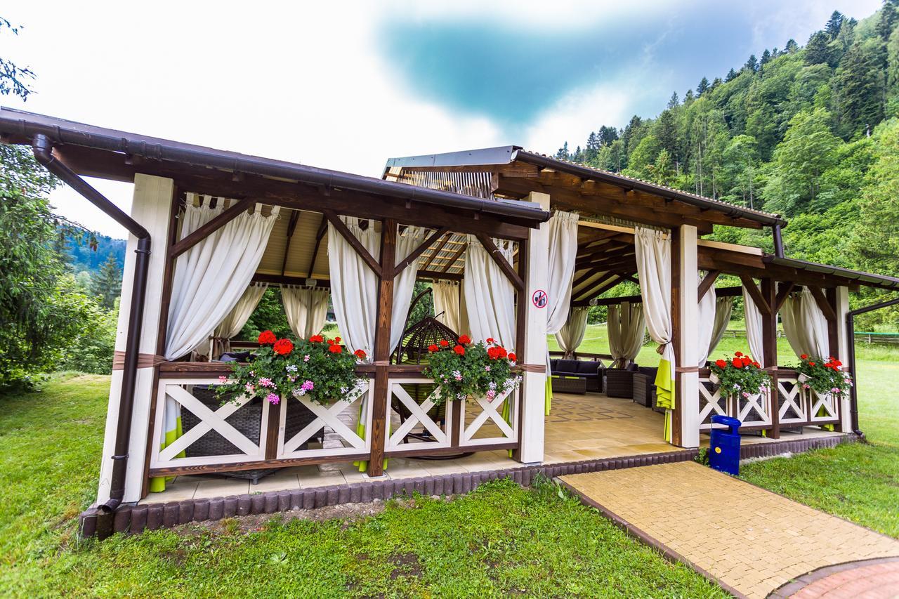 Tsarynka Eco Complex Hotel Slavske Bagian luar foto