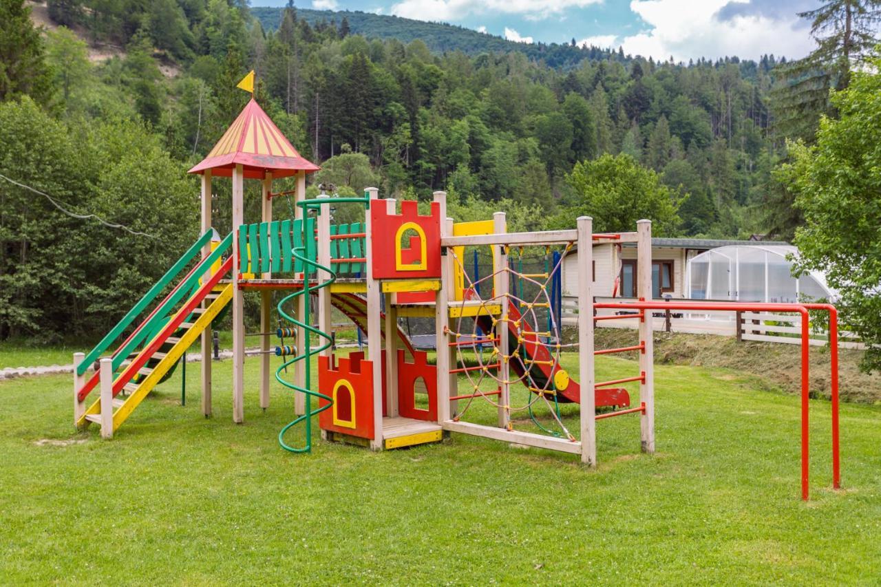 Tsarynka Eco Complex Hotel Slavske Bagian luar foto